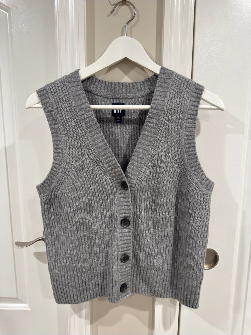 GAP Gray Ribbed Button-Up Knit Vest